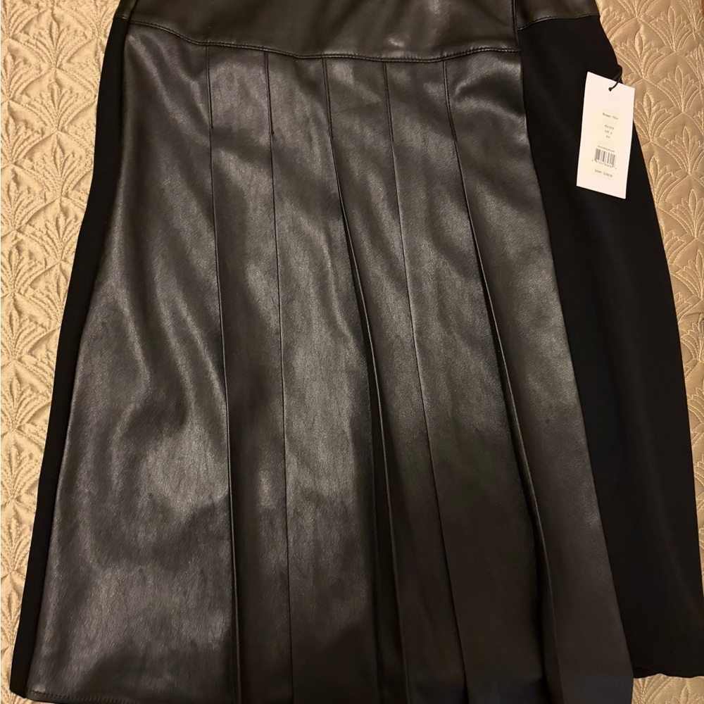 Elegant Mixed Media Black Pleated Skirt